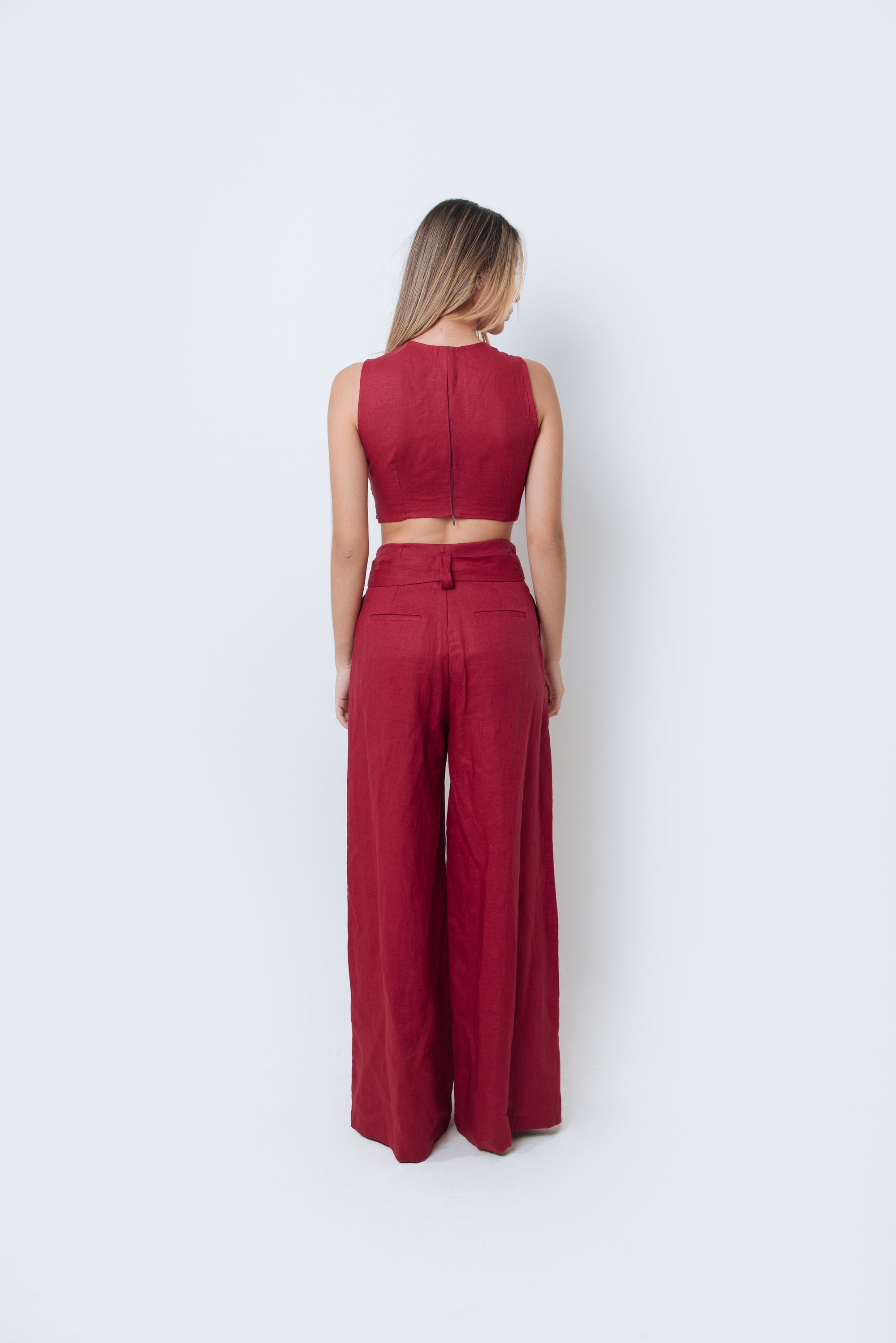 ZIP CROP TOP